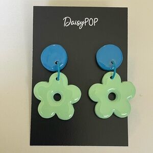 DaisyPOP Polymer Clay Flower Earrings - brand new & handmade